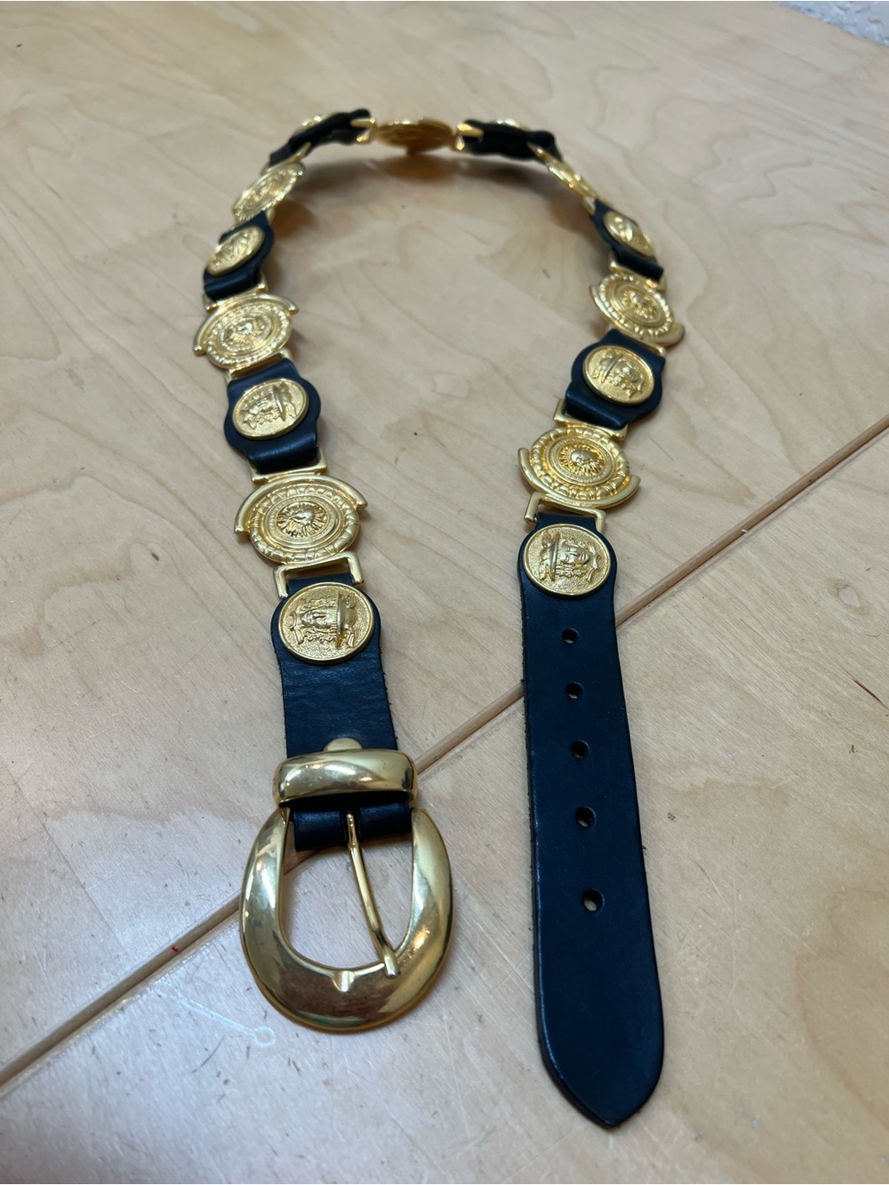VTG Milos medallion Medusa belt black leather & gold hardware. Made in Italy